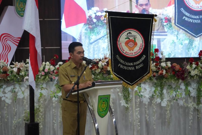 Pj Bupati Inhil Hadiri Perayaan HUT Ikatan Bidan Indonesia ke-73