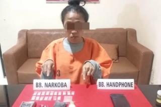 Simpan Sabu di Ketiak, Perempuan Warga Bangkinang Ditangkap Polisi