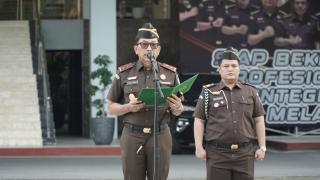 Kajati Riau Penerima Apel Kerja Pagi dan Menyampaikan 3 Poin Penting ke Seluruh Jajaran