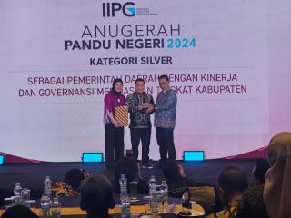 Pemerintah Kabupaten Pelalawan Raih Penghargaan Anugerah Pandu Negeri Tahun 2024 dari IIPG