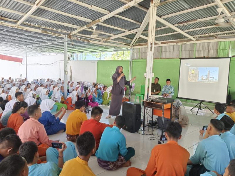 BPJS Ketenagakerjaan Gelar Kunjungan Edukatif ke SMA Negeri 14 Pekanbaru