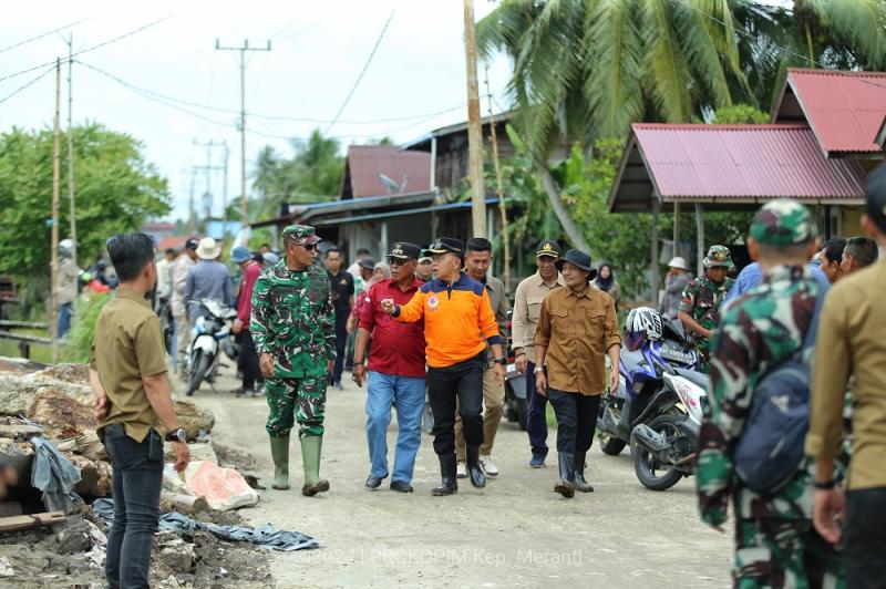 Bupati Asmar Bersama Kasdim 0303/Bengkalis Kunker ke Rangsang Barat dan Rangsang Pesisir