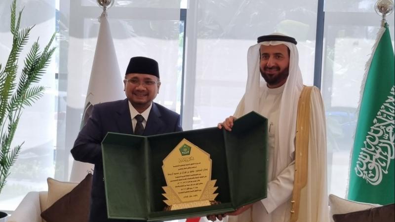 Menag Yaqut Diterima Menhaj Tawfiq, Bahas Persiapan Haji 2025