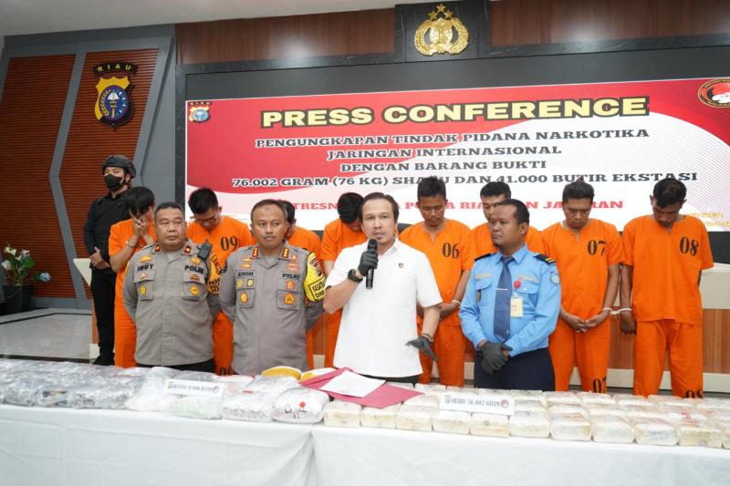 Polisi Gagalkan Penyelundupan Sabu 76 Kg dan Ekstasi 41.000 Butir