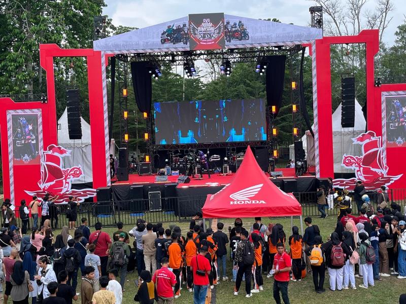 Para Bikers Ramaikan Honda Bikers Day 2024 Regional Sumatera di Pekanbaru
