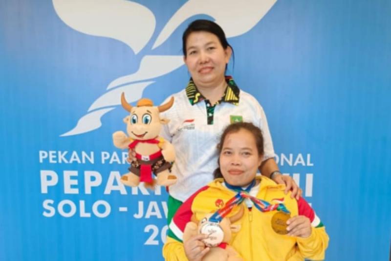 Peparnas 2024: Julita Hayati Lifter Tuna Daksa dari Riau Bawa Pulang Medali Emas