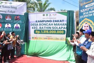 Resmikan Kampung Zakat, Bupati Kasmarni Harapkan Warga Desa Boncah Mahang Beri Dukungan Penuh