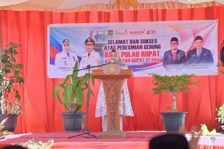 Wujud Kepeduliannya, Bupati Kasmarni Bangun dan Resmikan RSUD Pratama Pulau Rupat