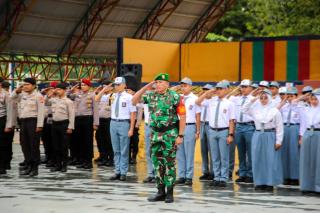 12 SMA dan 8 SMP Antusias Ikuti Perlombaan LBB Peringatan HUT Ke-79 Oleh Kodim 0320 Dumai