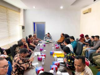 Pj. Bupati Kampar Pimpin Langsung Rakor Pengelolaan Pasar Inpres Bangkinang