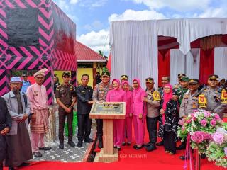 Pjs Bupati Roni Rakhmat Dampingi Kunker Kapolda Riau Beserta Istri di Rangsang Barat