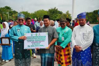 HUT ke-25 Siak, 717 Mustahik di Siak Terima Bantuan dari BAZNAS