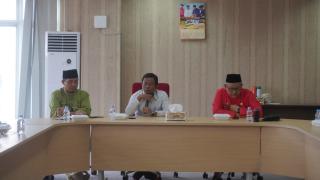 Plt. Bupati Rohil Pimpin Rapat Evaluasi Kinerja di Lingkungan Sekretariat Daerah