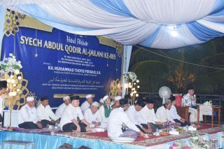 Pjs Bupati Bengkalis Hadiri Haul Akbar Syekh Abdul Qodir Al-Jailani Ke-885 Tahun di Desa Pedekik