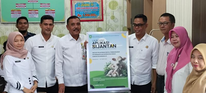 Percepat Pengelolaan Populasi Ternak, Dinas TPHP Launching Aplikasi SIJANTAN