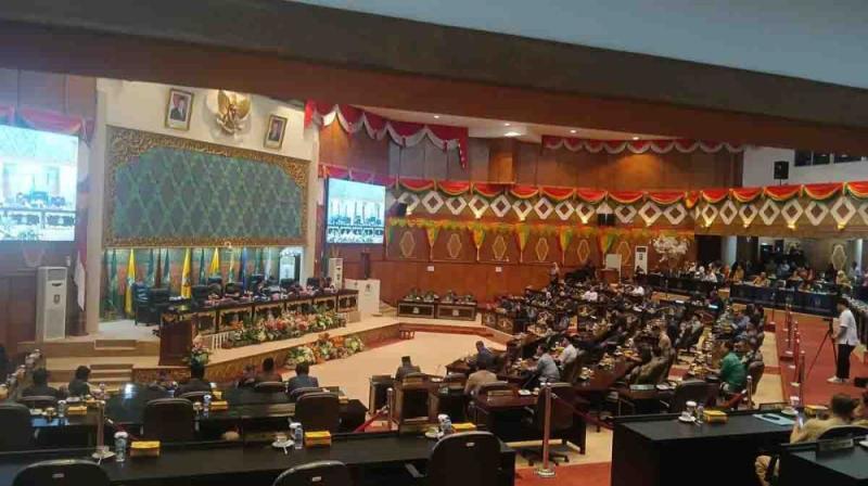 DPRD Riau Resmi Bentuk Lima Komisi, Ini Daftar Anggota Lengkapnya