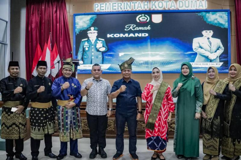 Pjs Wako Sambut Hangat Kunjungan Kehormatan Danrem 031/Wira Bima Brigjen TNI Sugiyono