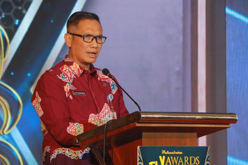 Bapenda Pekanbaru Beri Penghargaan ke Perusahaan dan Warga Taat Pajak