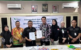 Tingkatkan Layanan, BPJS Ketenagakerjaan Dumai dan RS Awal Bros Bagan Batu Tandatangani Adendum PKS