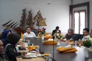 Pj Bupati Indragiri Hilir Pimpin Rapat Strategis Pengendalian Inflasi