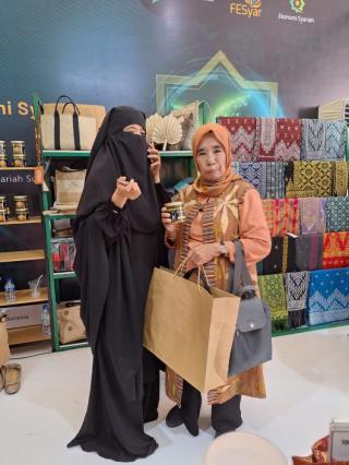 Rumah Produksi Blado, Kisah Sukses UMKM Riau dengan Konsep Ekonomi Syariah