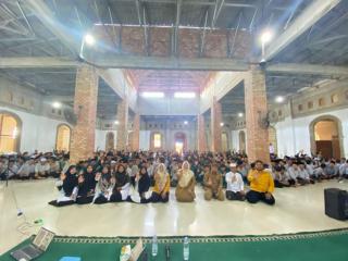 Forum Puspa Madani Kampar Sosialisasikan Anti Bullying di PP Syekh Burhanuddin Kuntu
