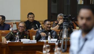 Kajati Maluku Menghadiri Rapat Kerja Jaksa Agung ST Burhanudin bersama Komisi III DPR RI