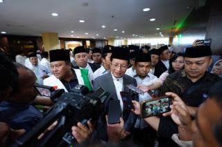 Menag Nasaruddin Umumkan Kesiapan Penuh Layanan Haji 2025, Pemberangkatan Mulai 1 Mei