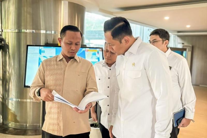 Wako Agung Yakinkan AHY Kucurkan APBN ke Pekanbaru