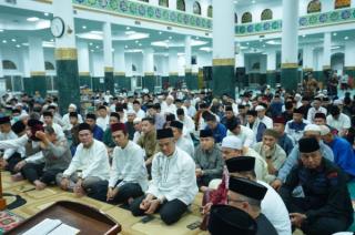 Tabligh Akbar dan Aksi Sosial Bentuk Dakwah Nyata Pemprov Riau untuk Masyarakat