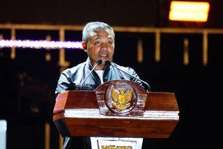 Gubri Abdul Wahid Resmi Tutup Pacu Jalur 2025: Kemenangan Sejati Bukan di Garis Finish