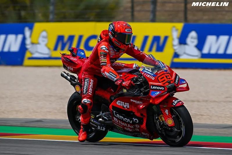 Marquez Bersaudara Jawara Podium Utama dan Runner-up di Race MotoGP Aragon 2025