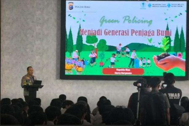 Seminar Green Policing di SMA Dharma Yudha, Kapolda Riau Mengajak Generasi Muda Peduli Terhadap Lingkungan