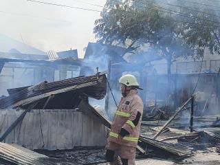 Detik-detik Mencekam Ledakan Gas di Warung Ayam Geprek Jalan Melur Pekanbaru