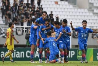 Aji Santoso Akui Hujan dan Kartu Merah Untungkan PSPS Saat Bungkam Sriwijaya FC