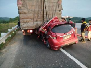 Duka di Tol Pekanbaru: Penata Rias Muda Asal Duri Tewas Usai Tabrak Truk Fuso