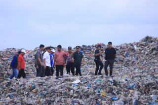 Targetkan Pengurangan Sampah 30 Persen, Pemko Pekanbaru Wajibkan ASN Pilah Sampah dari Rumah