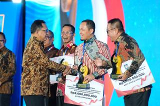 Tekan Kemiskinan dan Stunting, Wali Kota Pekanbaru Agung Nugroho Raih Penghargaan Nasional