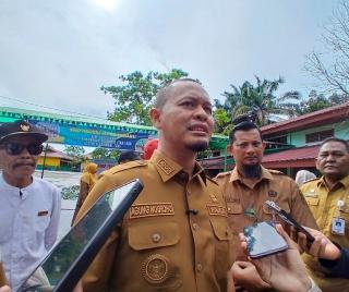 Pastikan Kebutuhan Pelayanan Dasar Terpenuhi, Wali Kota Pekanbaru Fokus Bantu Pendidikan